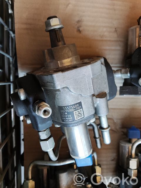 Opel Astra J In-tank fuel pump 