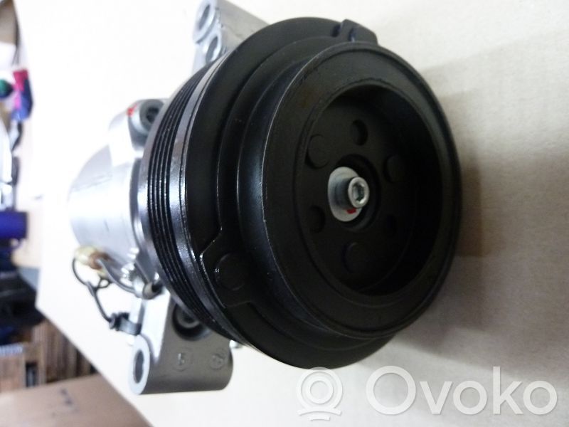 BMW X3 G01 Air conditioning (A/C) compressor (pump) 