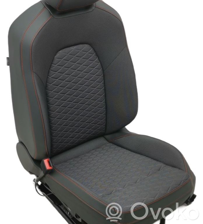 Cupra Born Front double seat 