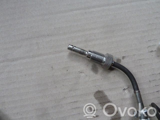 Sensor de temperatura del escape   04L906088P