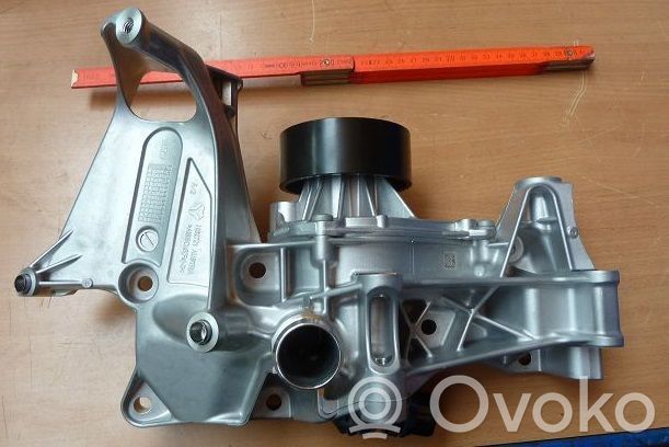 BMW X1 F48 F49 Vesipumppu 
