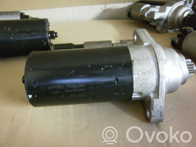 Volkswagen Golf IV Generator/alternator 