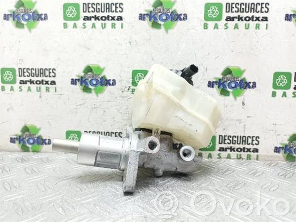 Brake booster   N47D20A,3350886541