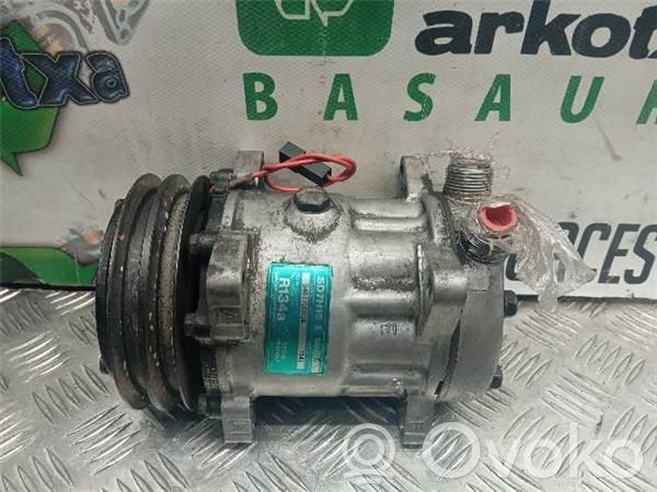 Opel Frontera A Air conditioning (A/C) compressor (pump) 