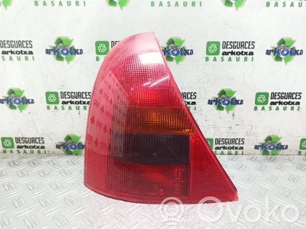 Lámpara de faros/luces traseros   D7FD7