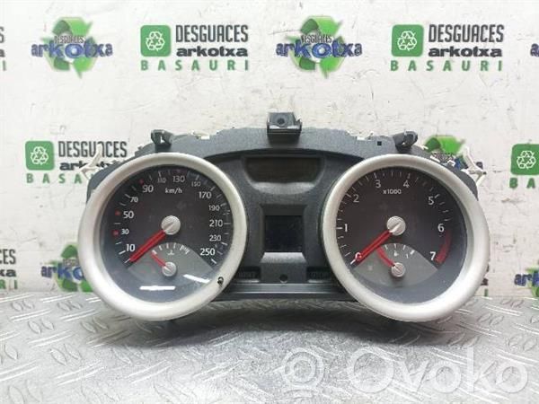 Renault Megane I Vitezometru (grup de instrumente) 