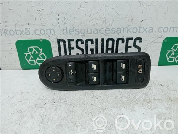 Interruptor del elevalunas eléctrico