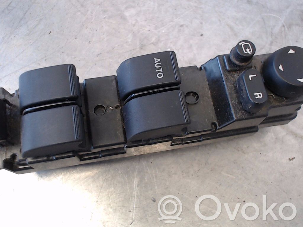 Mazda 2 Electric window control switch 