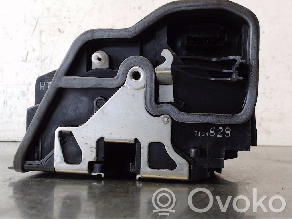 Rear door lock   51227202147,51227318417