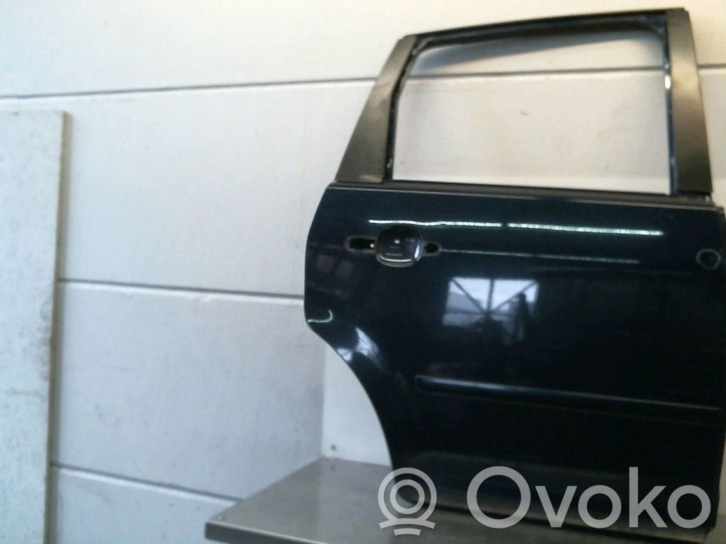 Ford Focus C-MAX Takaovi 