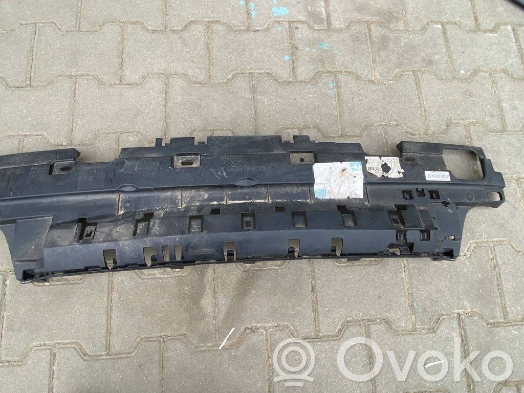 BMW 5 G30 G31 G38 Staffa di rinforzo montaggio del paraurti posteriore 