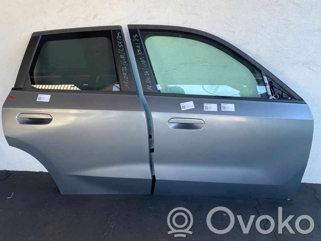 BMW X1 U11 Aizmugurējās durvis 