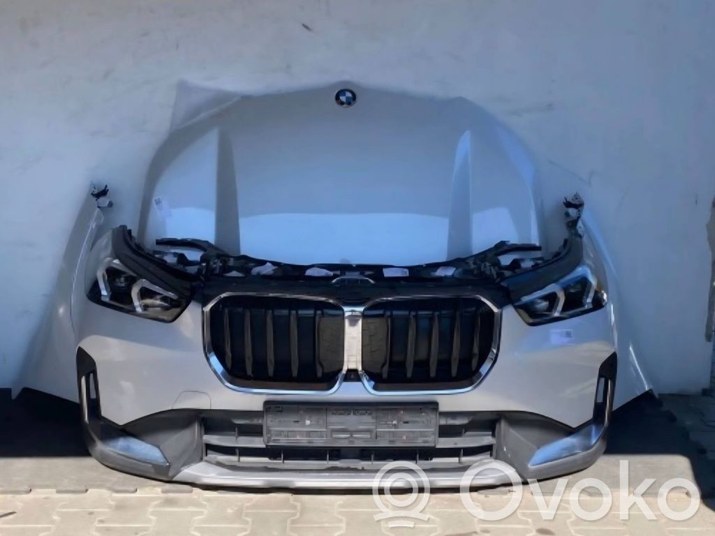 BMW X1 U11 Priekio detalių komplektas 
