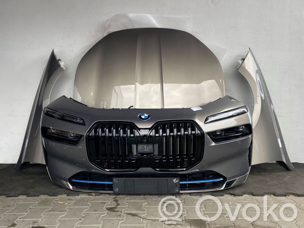 BMW 7 G70 Priekšējais detaļu komplekts 