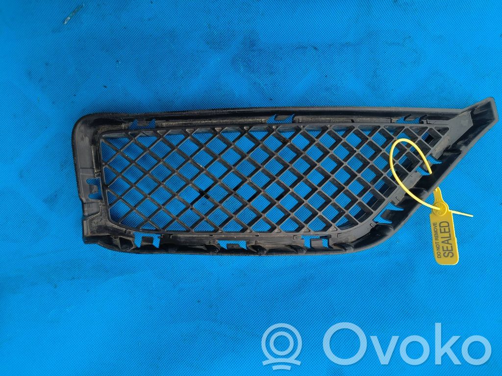 BMW X1 E84 Front bumper lower grill 