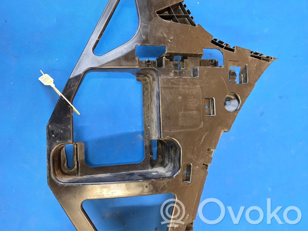 Rear bumper mounting bracket   7300786