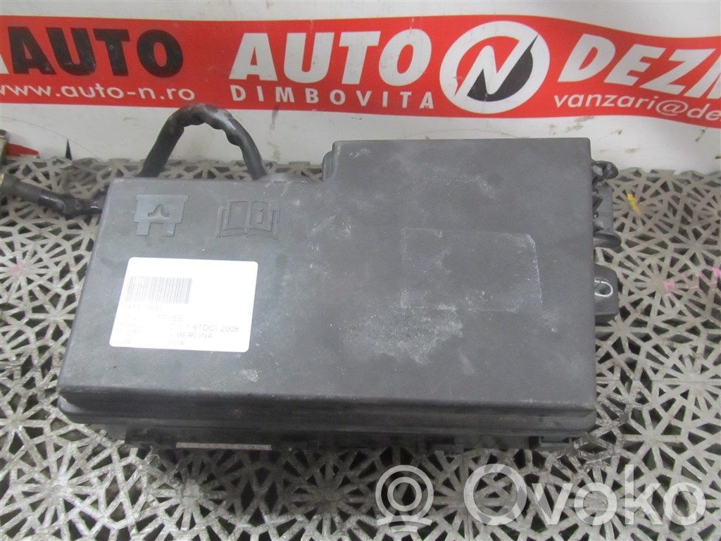 Ford C-MAX I Fuse module 