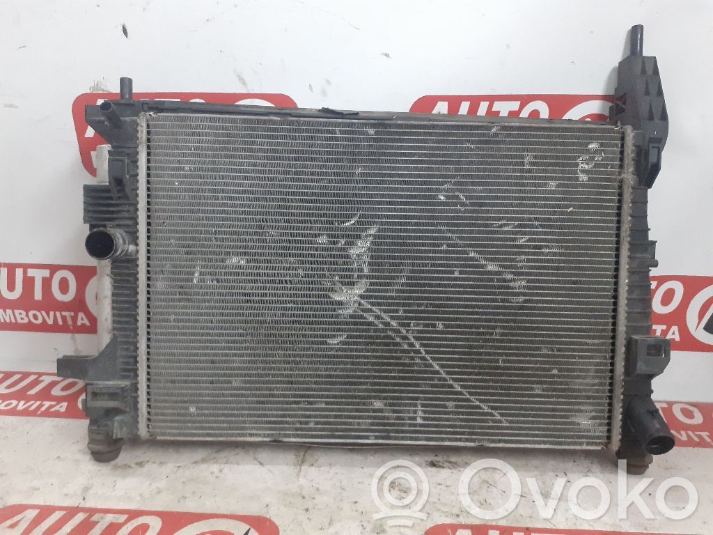 Ford Focus C-MAX Coolant radiator 