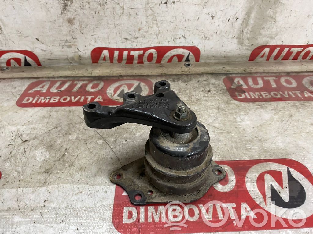 Skoda Fabia Mk1 (6Y) Engine mount bracket 
