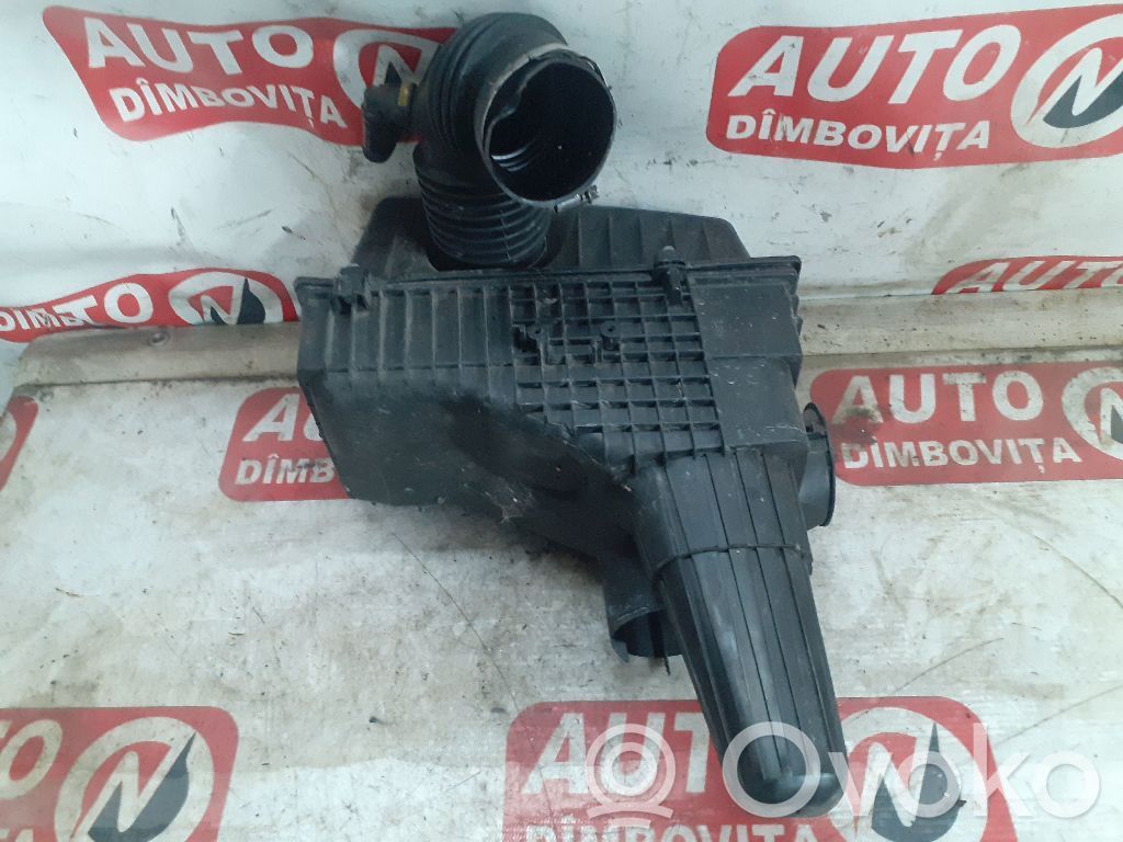 Peugeot 607 Caja del filtro de aire 