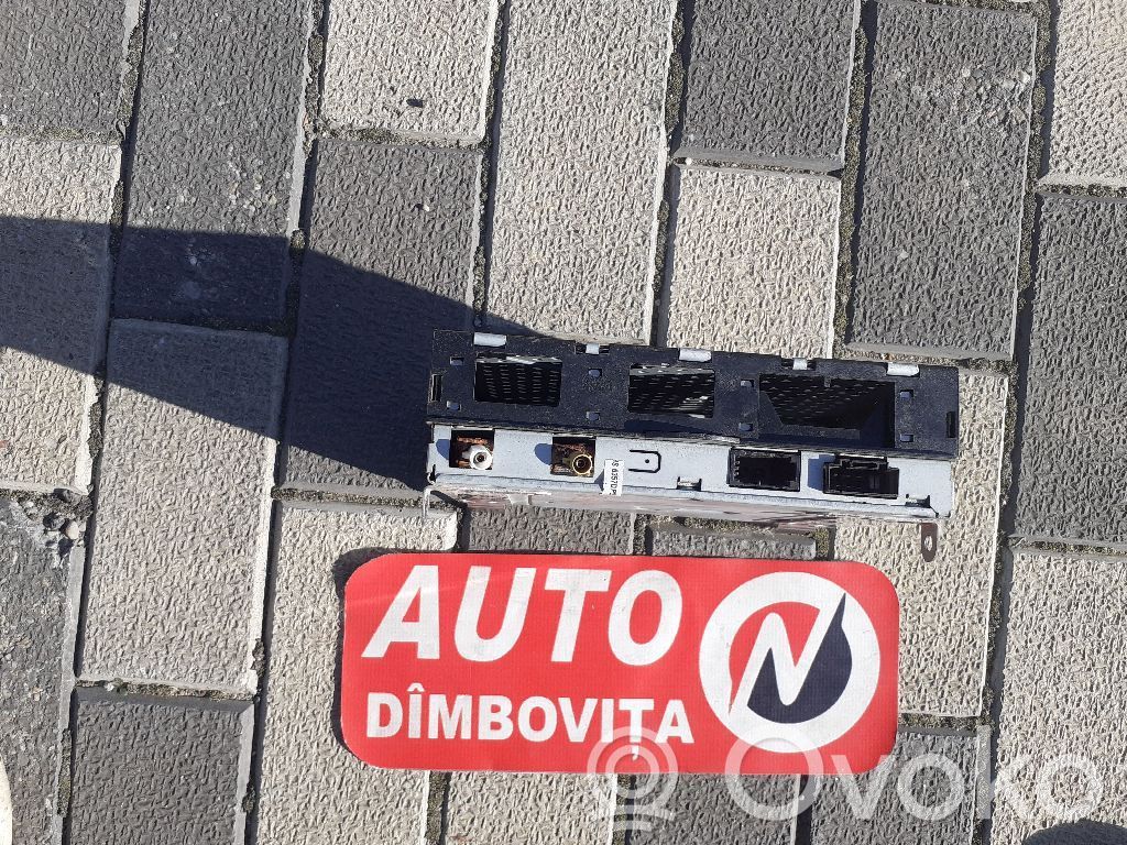 Audi A4 S4 B8 8K Radio/CD/DVD/GPS head unit 