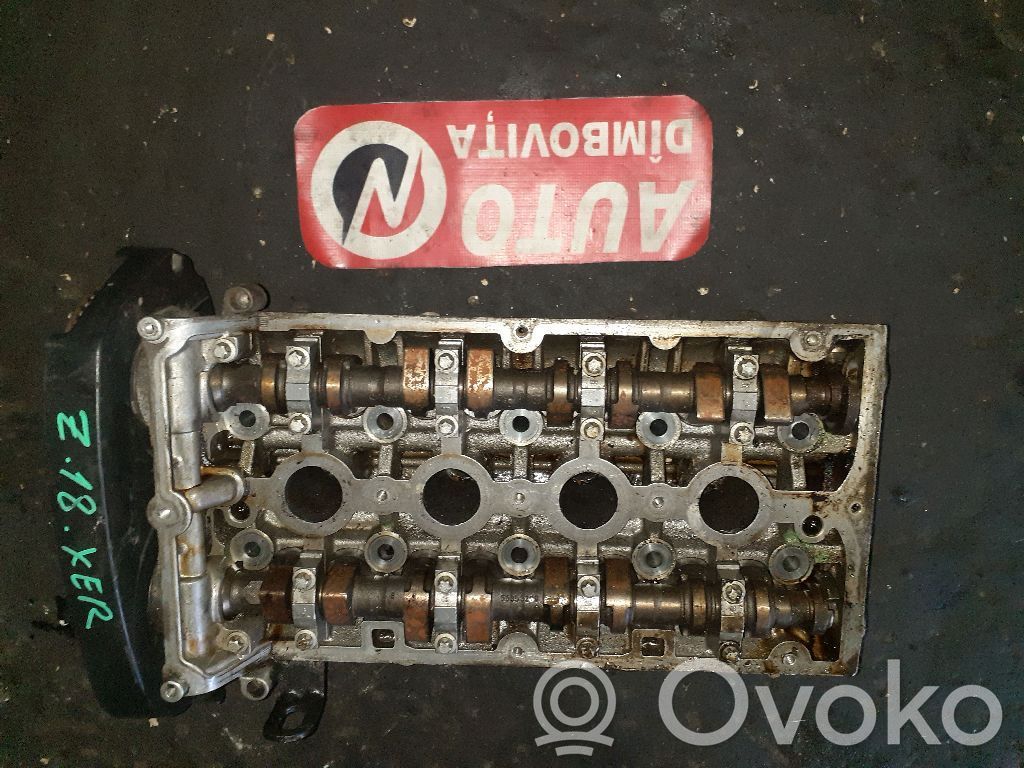 Opel Zafira B Engine head 