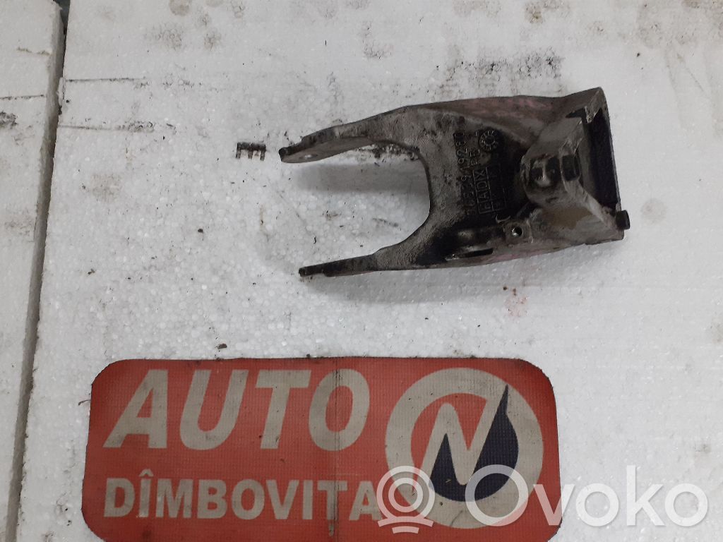 Citroen C6 Pavarų dėžės tvirtinimo kronšteinas 