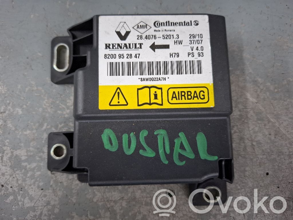 Dacia Duster Airbag control unit/module 