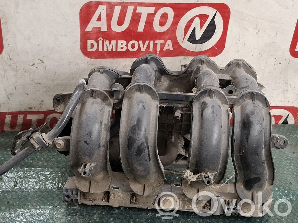 Ford Fiesta Colector de admisión 