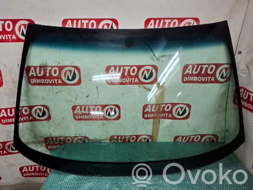 Opel Vectra B Front windscreen/windshield window 
