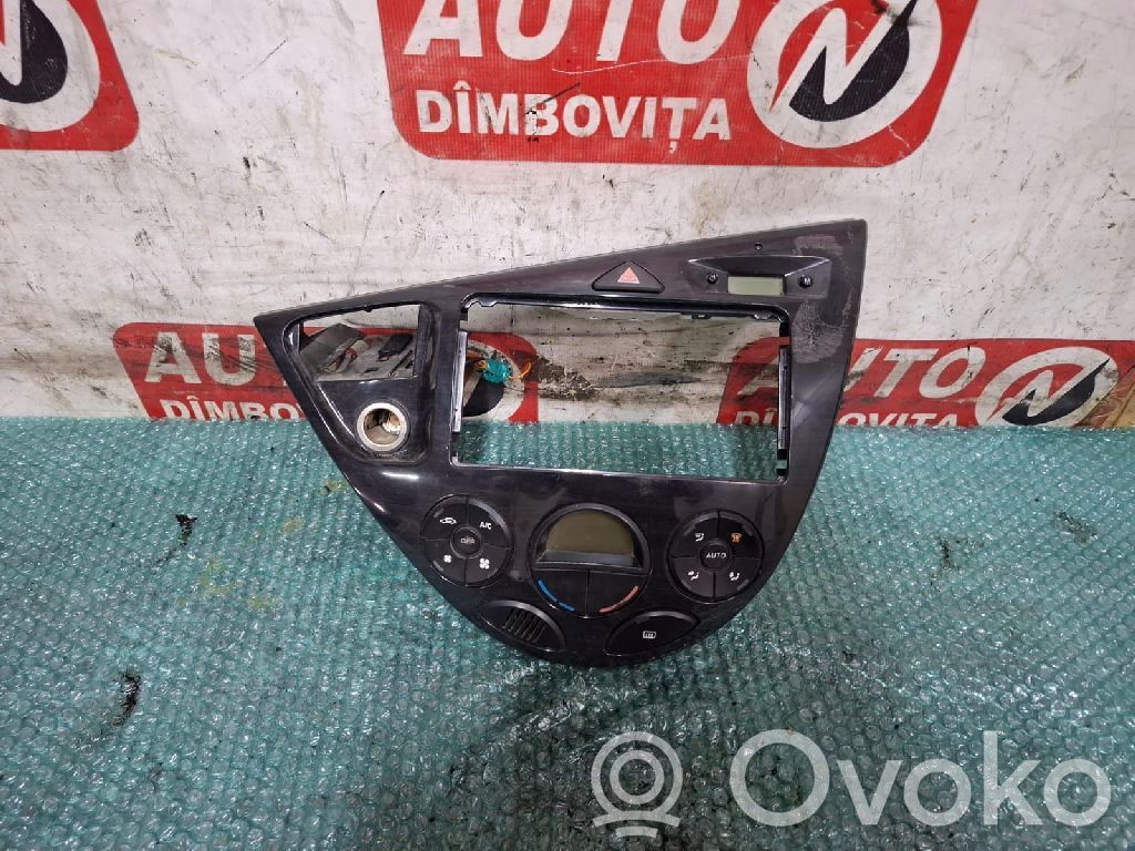 Ford Focus C-MAX Climate control unit 