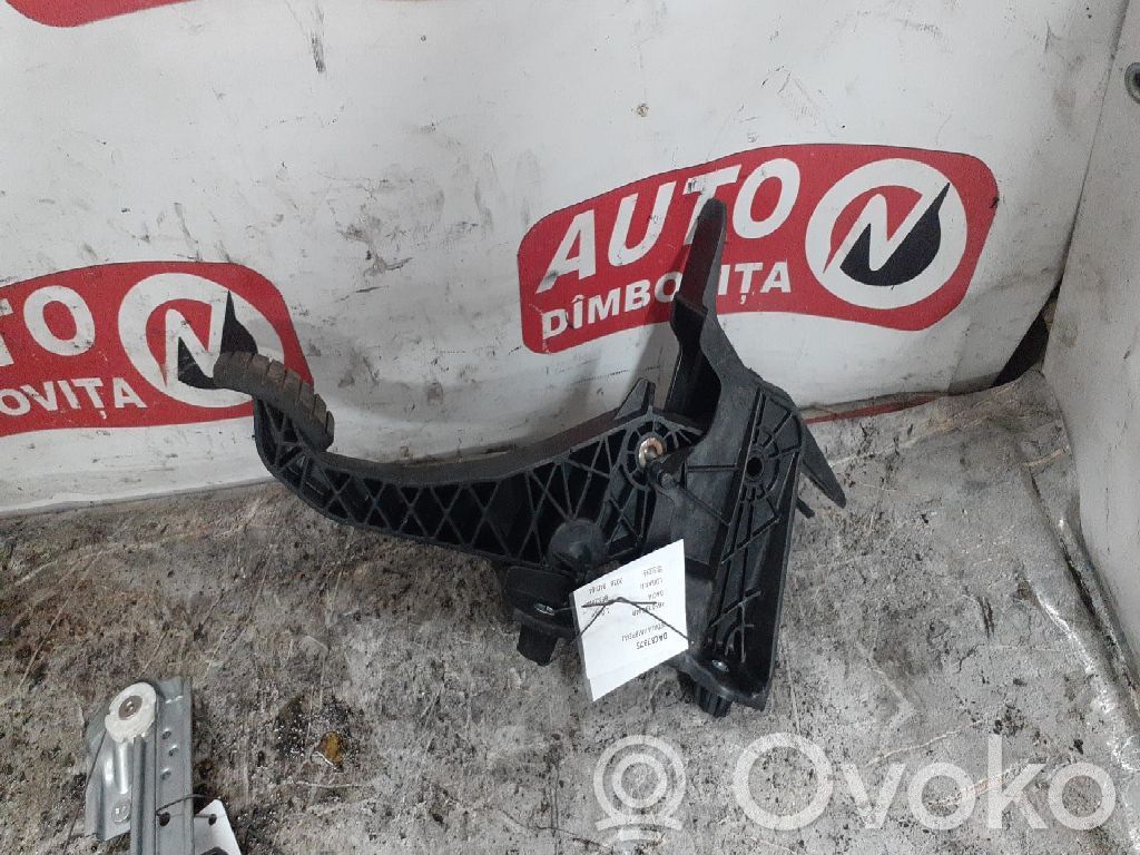 Dacia Logan II Pedală ambreiaj 