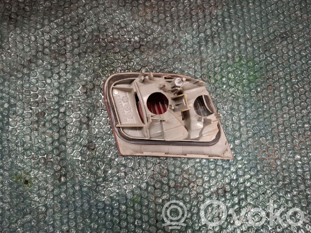Couvercle, capot moteur