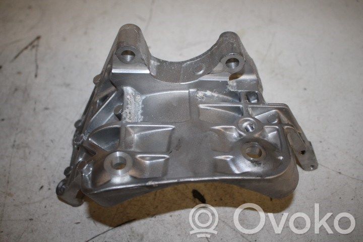 Audi Q5 SQ5 FY Mocowanie alternatora 