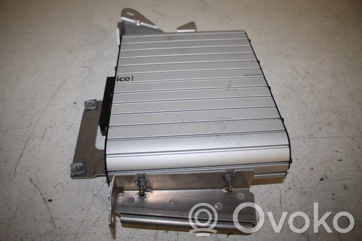 Audi A8 S8 D4 4H Sound amplifier 