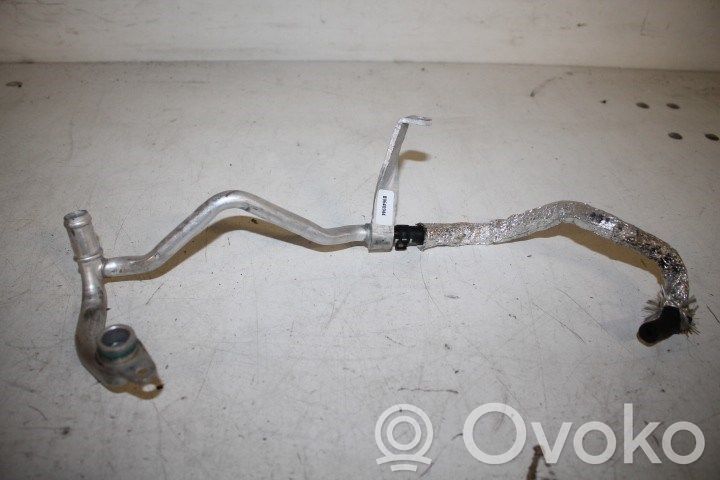 Audi Q5 SQ5 FY Caurulīte (-es) / šļūtene (-es) 