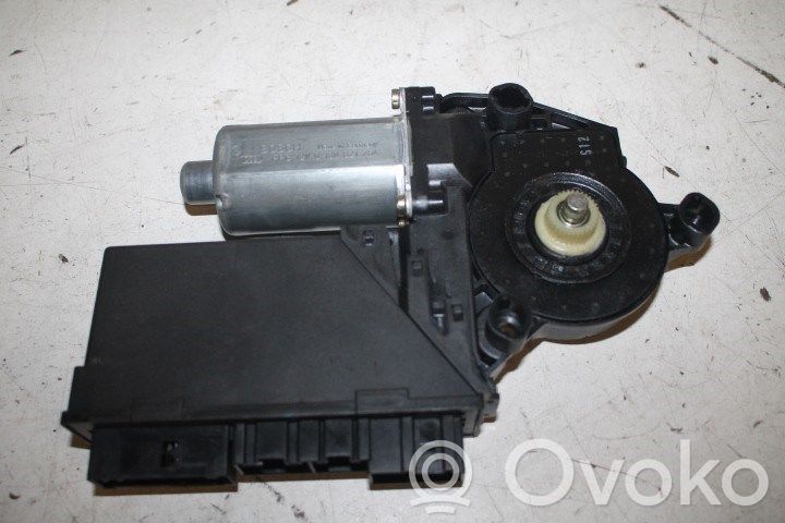 Audi A4 S4 B6 8E 8H Muu sisätilojen osa 