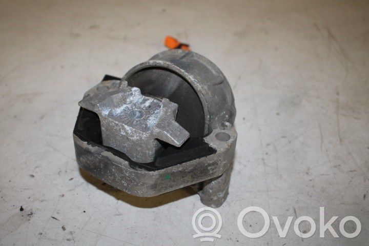 Audi A6 S6 C7 4G Engine mount bracket 