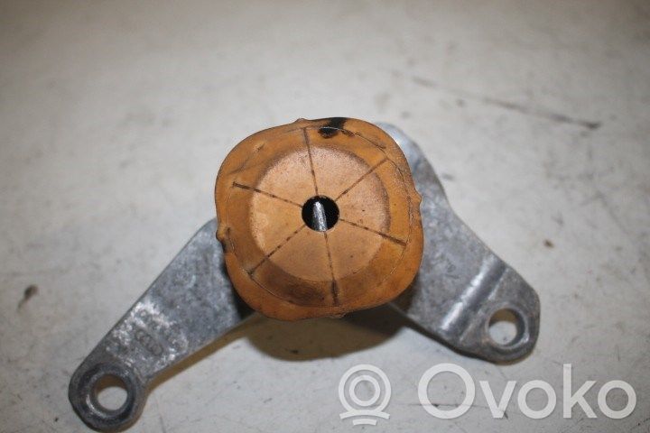 Audi A6 C7 Engine mount bracket 