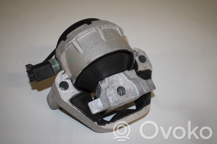 Audi A7 S7 4G Engine mount bracket 
