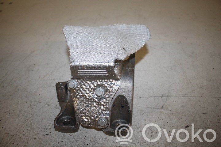 Engine mount bracket   8K0199307AN,8K0199307AN
