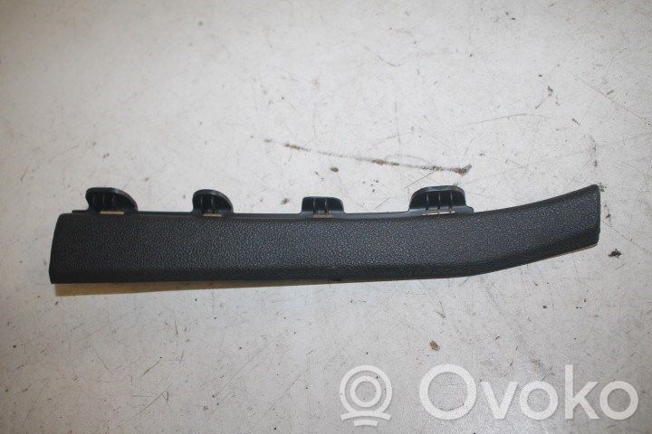 Audi A6 C7 Pilar (A) 