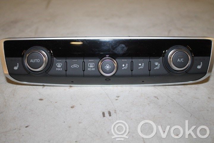 Audi A4 S4 B8 8K Panel klimatyzacji 
