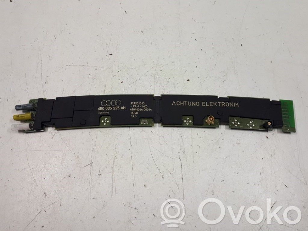 Audi A8 S8 D3 4E Antenos stiprintuvas 