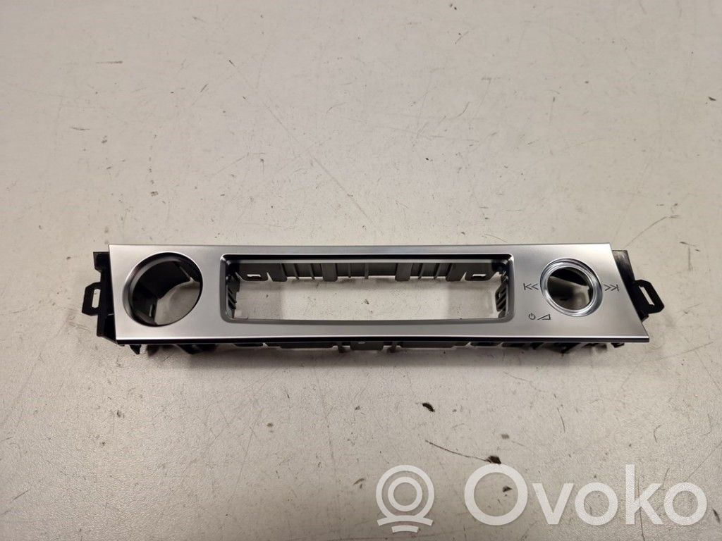 Engine cover (trim)   4KL863263,4KL863263