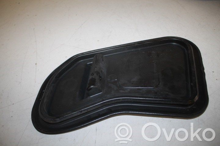 Audi e-tron Rear door card trim 