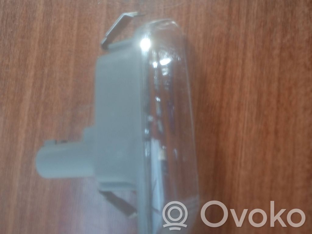 Front fender indicator light   4E0949127
