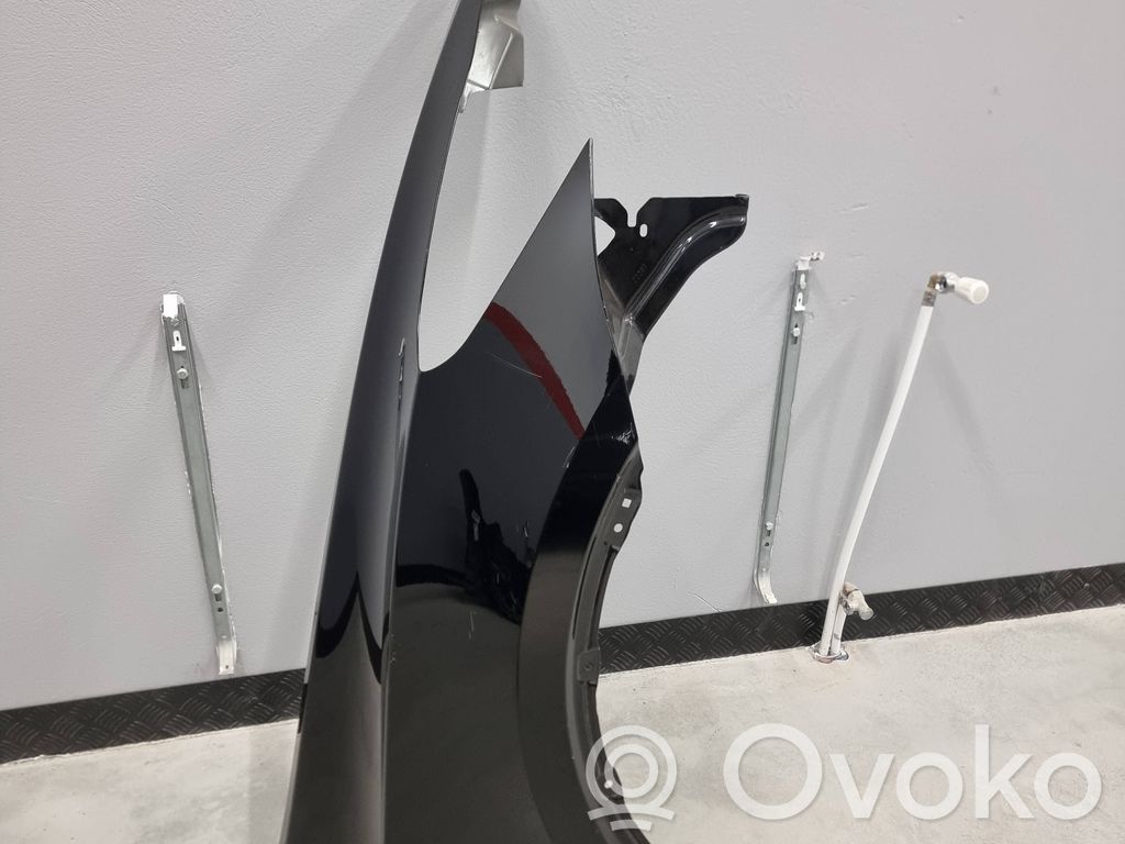 Tesla Model Y Lokasuoja 