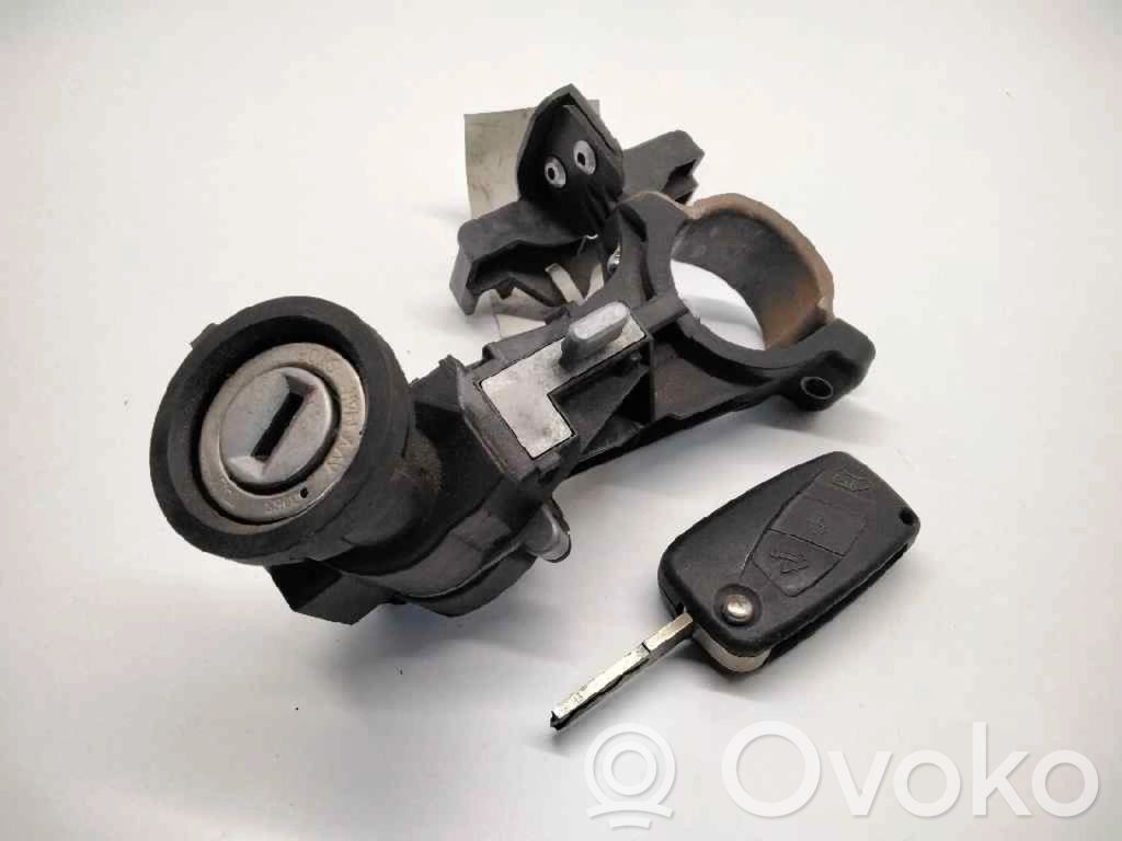 Fiat Qubo Užvedimo spynelė 