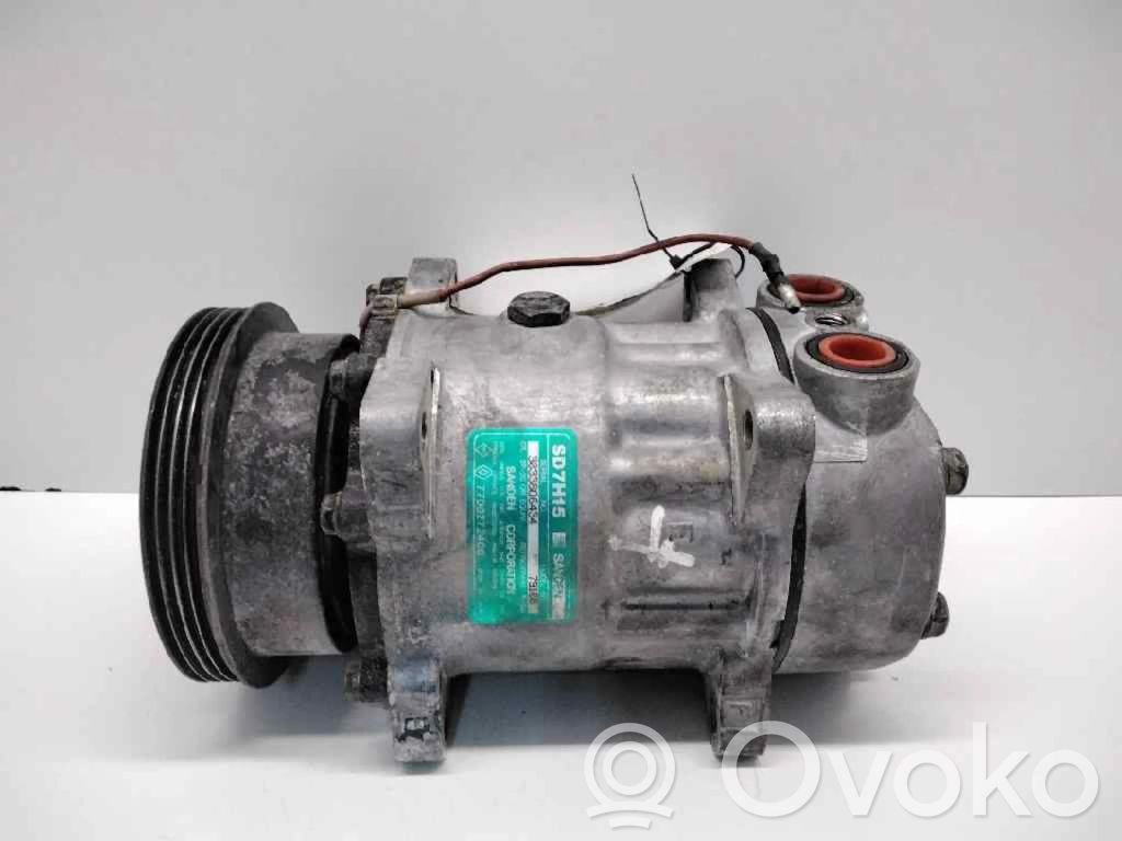 Renault Clio I Kompresor / Sprężarka klimatyzacji A/C 